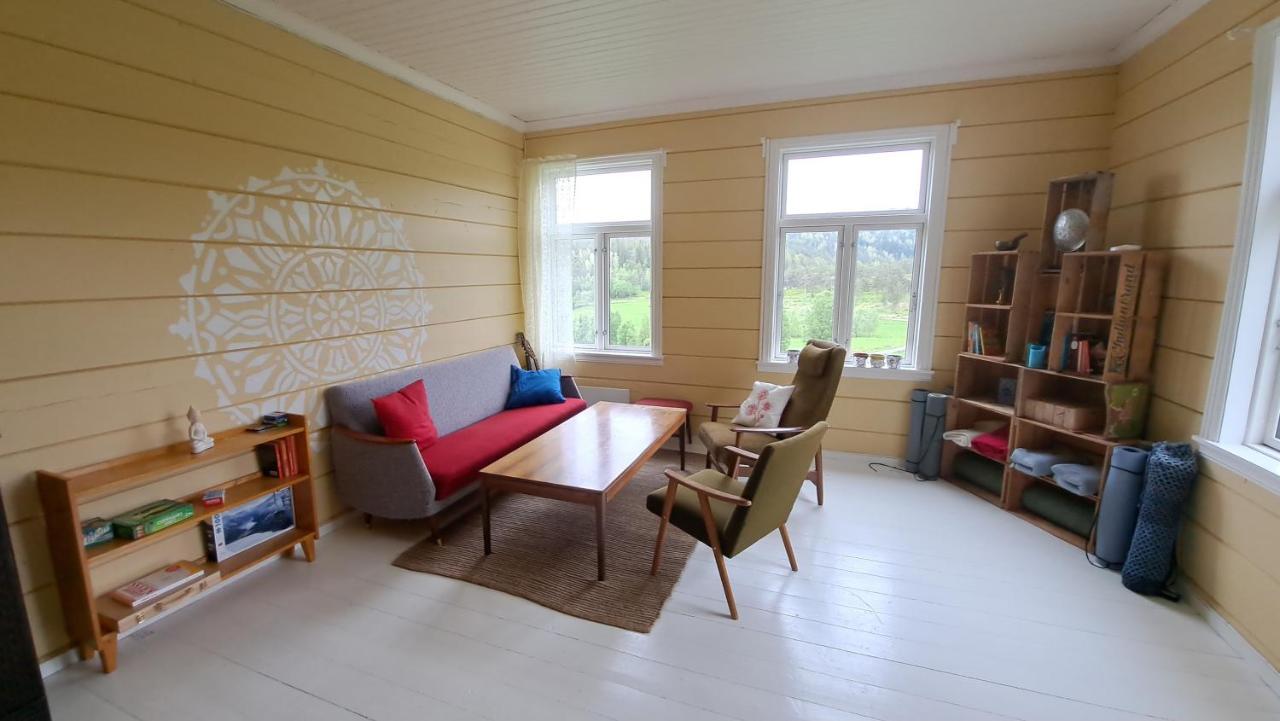 Heggjabygda Gjestegard, Nordfjordeid Ngoại thất bức ảnh